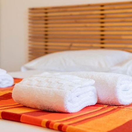 Apartament Guest Planet - Grazioso Bilocale Bande Nere M1 Mediolan Zewnętrze zdjęcie